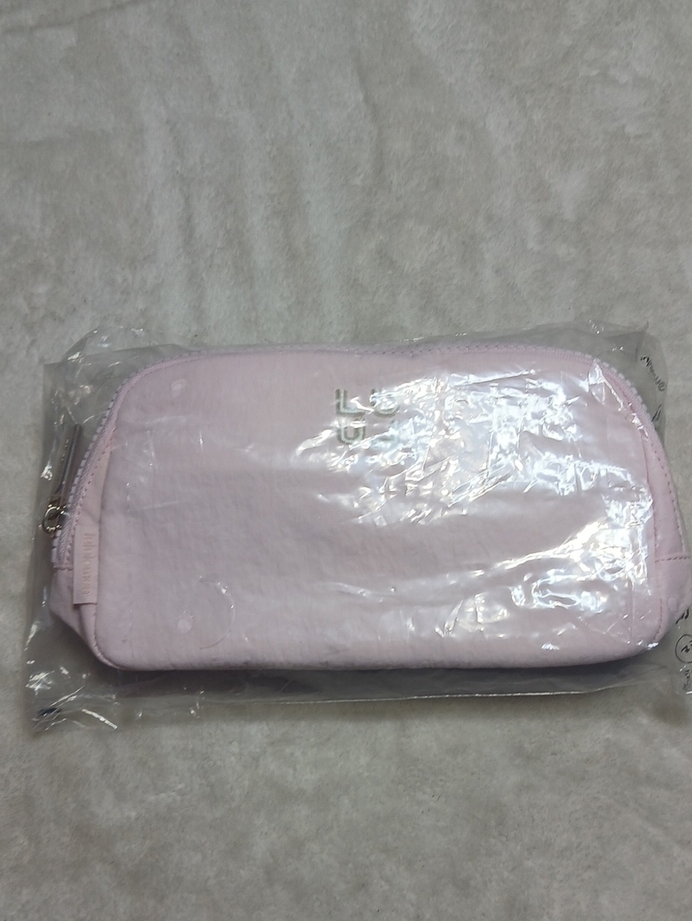 lululemon Everywhere Belt Bag Light Pink Crossbody - Picture 2 of 7